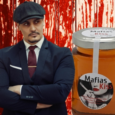 CM-Mafias Kiss